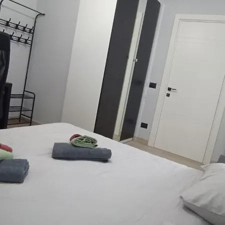 Апартаменты Romano Guest House